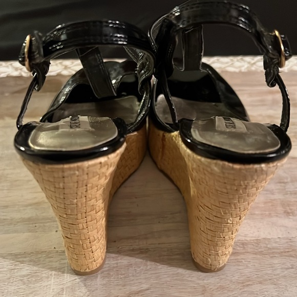 Steve Madden Wedges - size 6 1/2 - Picture 4 of 5